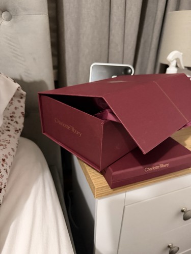 Charlotte tilbury burgundy - charlotte,