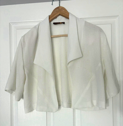 Charlotte gold white cropped - charlotte,